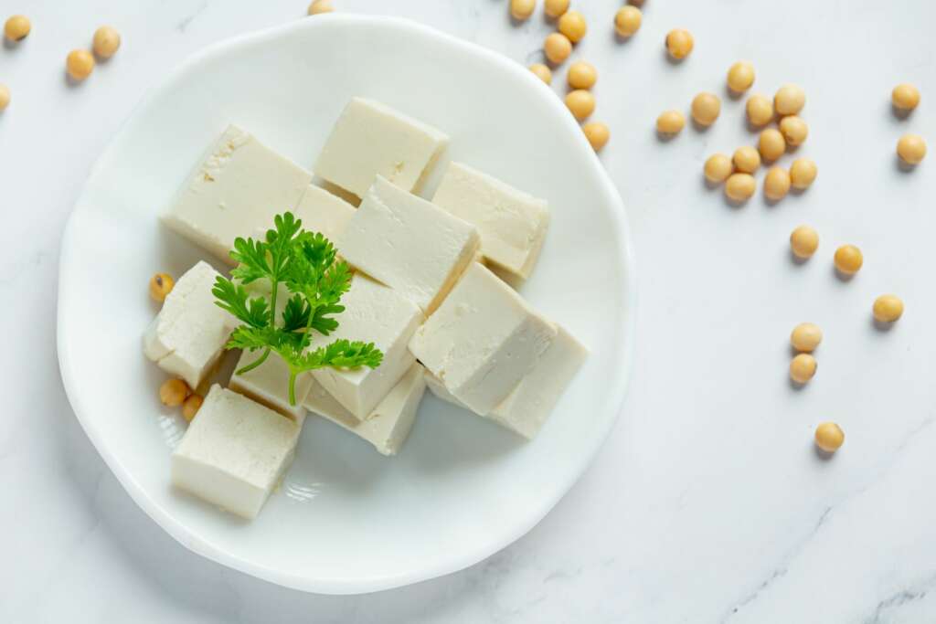 Pierde în greutate: tofu proxenet - astfel sursa de proteine ​​nu are un gust plictisitor